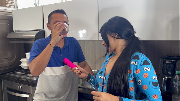 CAN THE PLUMBER GIVE IT TO ME HARD AND GOOD? MIA MONTIELTH