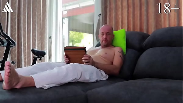 If the advert was made by a porn director, it would look like this #funny #funnyadvertising #FunFact #FunniestVideos ...