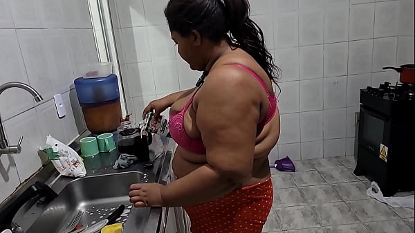 Stepmother gets fucked in the kitchen by her stepson and gets a lot of cumshot
