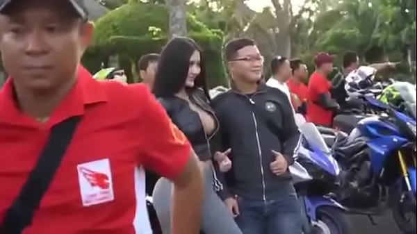 Sexy model rider