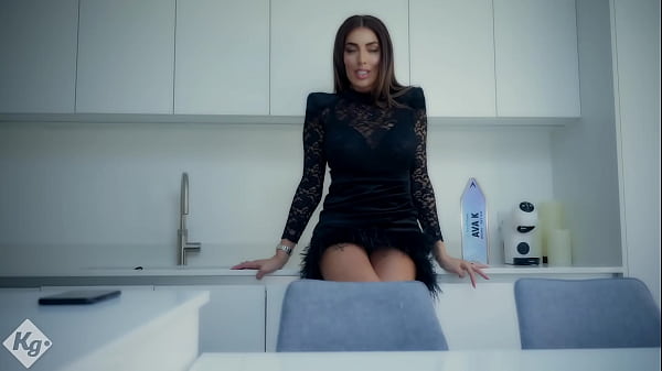 Tall MILF Craves A BBC Pounding