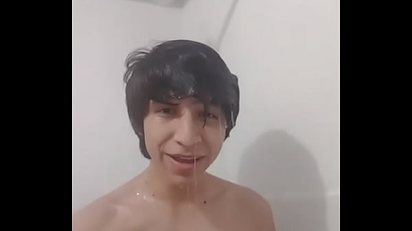 Hardcore un the bathroom