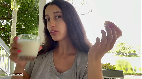 He cum on my face and sent to the backyard