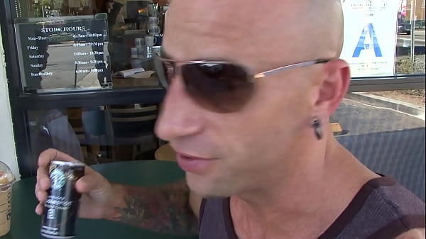 Mature Babe Holly wants to do a Porno