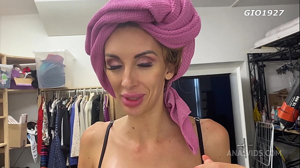 Behind the scenes #19, Anna de Ville, Anita Blanche, Mary Jane and others XF031