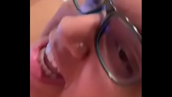 thumb tits
