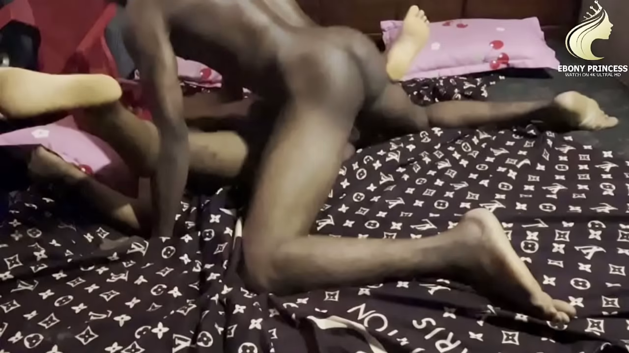 Mi novia ghanesa me pidió que la follara más fuerte.
                    blowjob solo first time solo girl dripping wet pussy muchos negros