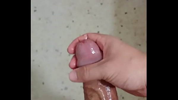 Download Video - Sag88 &vert; Una amiga queria ver mi eyaculacion por video