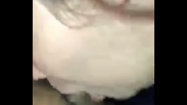 thumb queen sucker