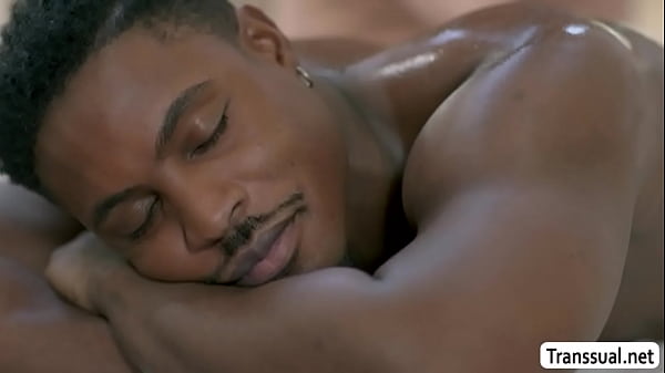 black dude gets massaged and he then analed his ts masseuse 