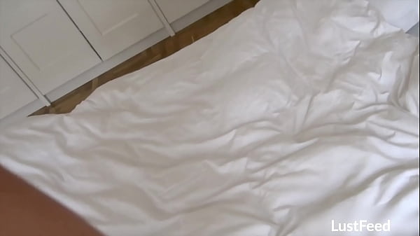 Hottest real amateur makes a sex tape