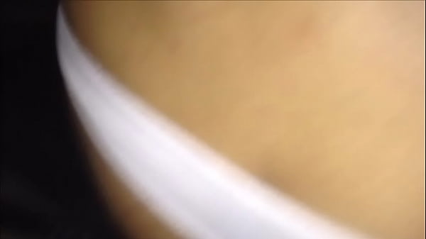 Dando no cine com a calcinha branca azadelta da...