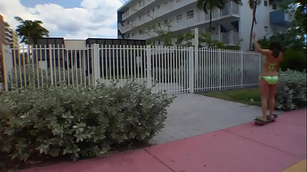 Gracie Glam Is 18 With Proof And Ready To Fuck