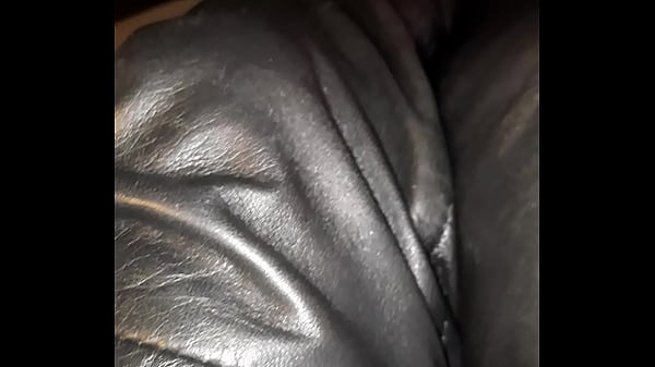 Squeeky leather, stiletto