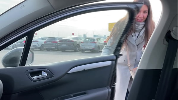 SQUIRTER IN A RENT CAR