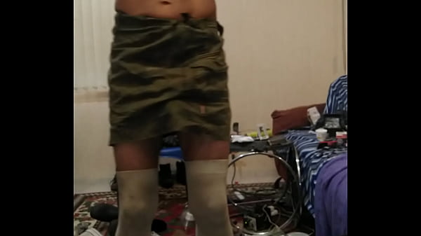 Aqu&iacute; prob&aacute;ndome una ropita y crey&eacute;ndome toda una puta  sissyi fagot