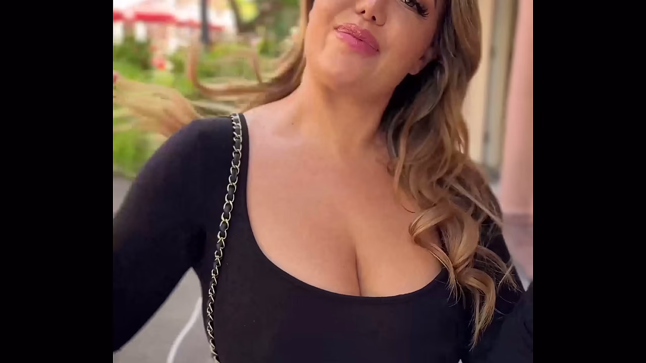 Sienna Grace muestra su lado travieso
                    blonde sexy outdoor pornstar blowjob handjob bra curvy busty POV huge tits fetish dress female beauty underwear big tits interview big cock 1 on 1 massive tits beautiful face long cock perfect tits fat dick pretty face cock play curvy body cock rubbing blowjob tease muchos negros
