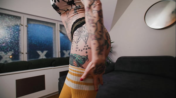 HORNY SLUT WET PUSSY GETS FUCKED FROM ALL ANGLES BY HUGE BLACK COCK
