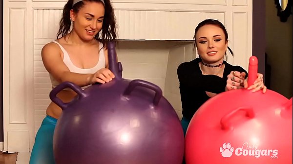 Download Video - Chloe Carter and Gabriella Paltrova Stick Toys Inside Their Assholes
