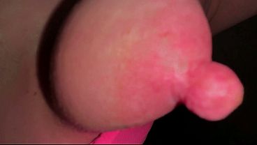 modelo colombiana de 18 a&ntilde;os hablando por telefono