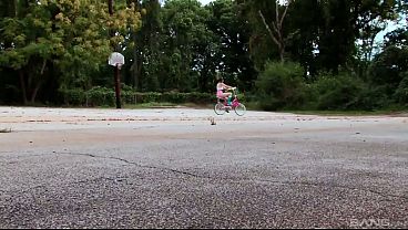 Luna C. Kitsuen Brings a Guy Upstairs, Takes Him in Both Holes and Gets a Sticky Facial