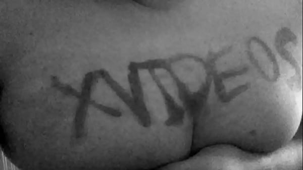 Mi novia tetona. GIRLFRIEND