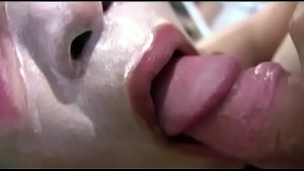 Clown eats his nut - trailer