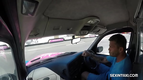 Horny driver helps to choose a swimsuit