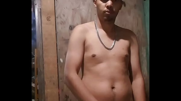 Pablo bra batendo uma de manh&atilde; na cozinha