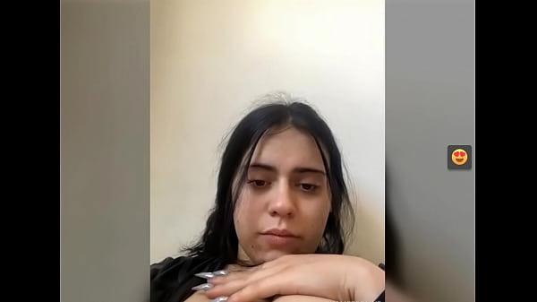 slutbaby889 show her tits on web