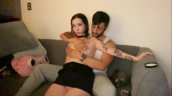 HE GIVES ME A SENSUAL MASSAGE