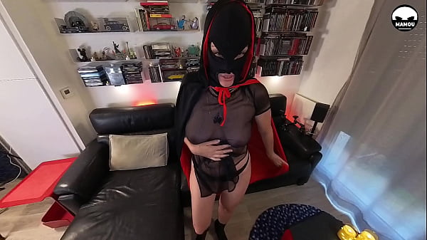 Mamou avec Circe delle stelle j'&eacute;jacule sur son corps magnifique pendant qu'elle se masturbe ba 4.4 thumbnail