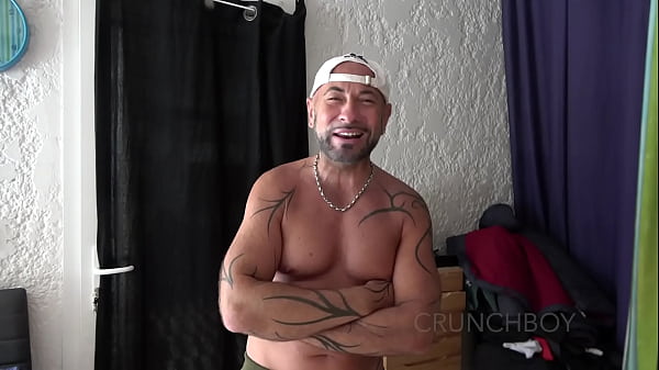 2232 straight boy but ok to fucke his gay friend