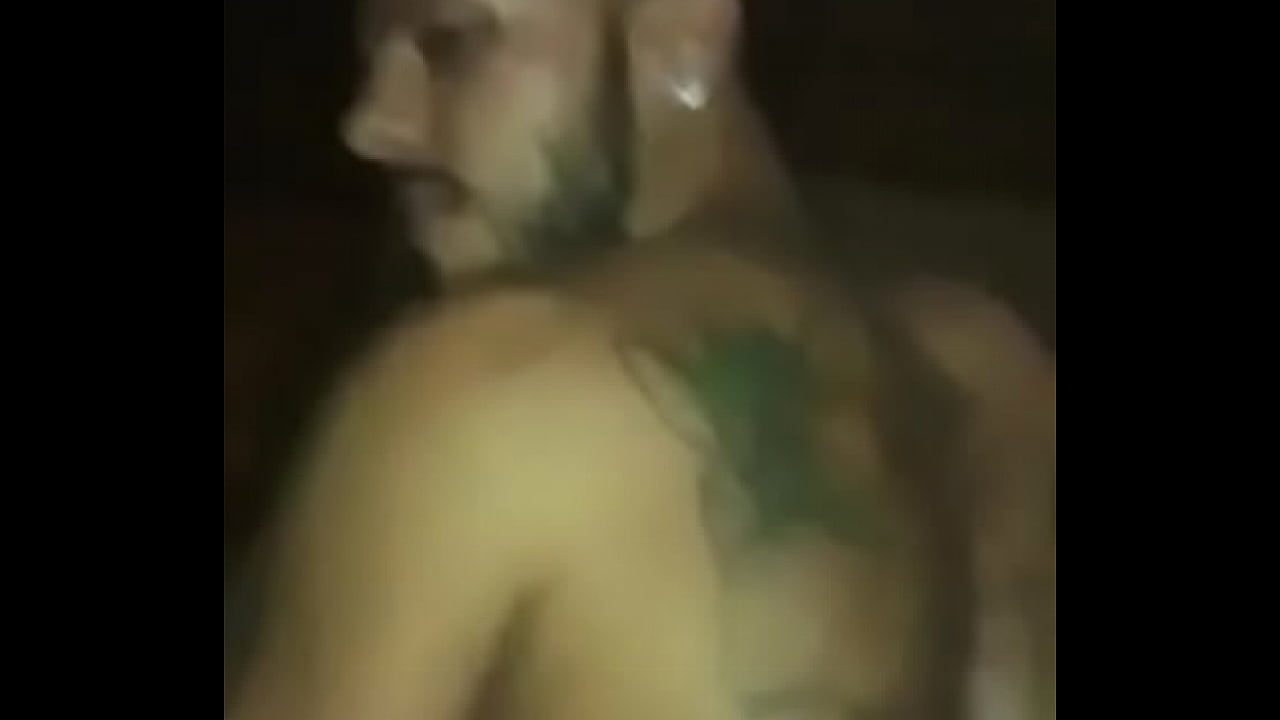 Petrick García estaba encantado con amigos
                    gay muchos negros