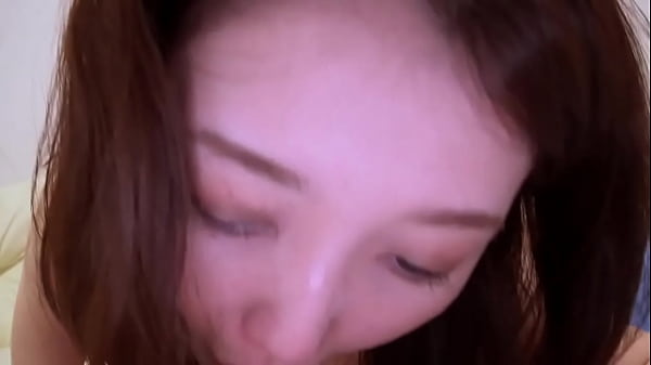 Being squeezed by the clear white skin ... Asuka Kawahara 2