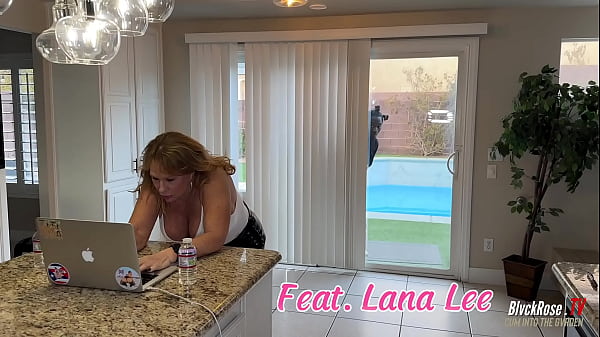 Wife Fucks BBC in Car while Hubby Drives