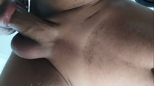 Download Video - chupando o cuzinho do gay que s&oacute; tem um testiculo