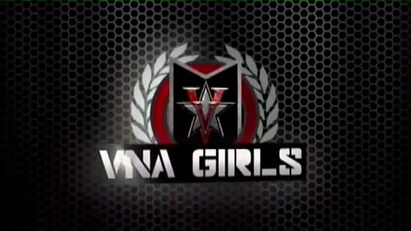 Juicy Pussy MILF Julia Ann Finger Bangs Her Two Horny Holes!