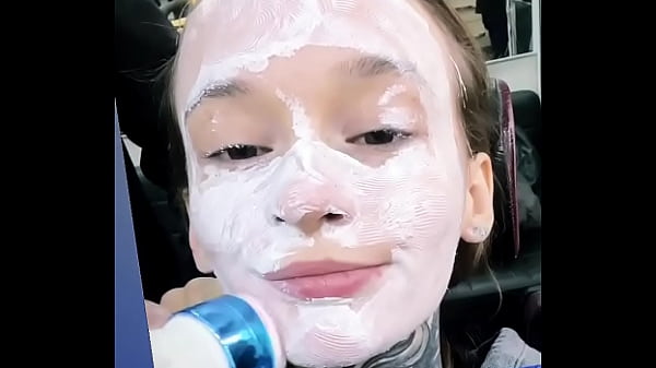 Mia elke