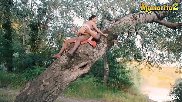 MAMACITAZ - Italian Teen Francesca Di Caprio Climbs The Tree For Her BBC