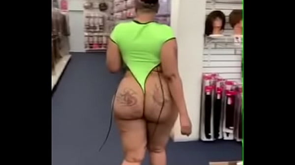 Download Video - Public Ebony booty