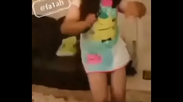 Beautiful Girl Dancing But With Surprise Haha(w...