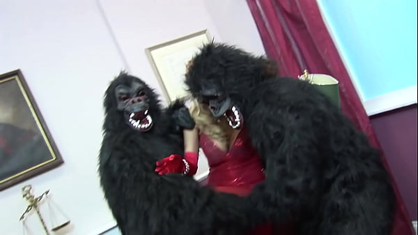 Experienced Cougar Are Horny For Hard Dicks