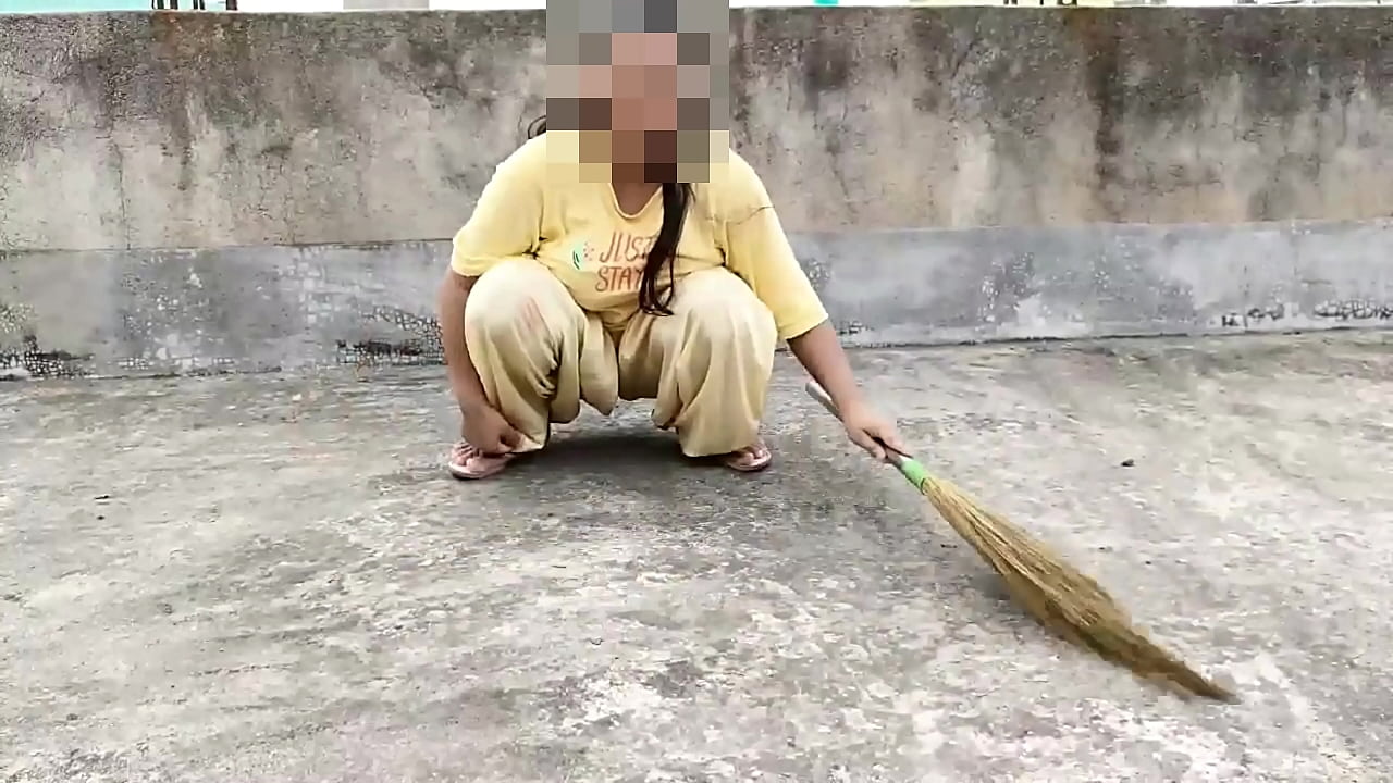 Desi indian Village Girl Fucking Video Outdoor Sex MMS Viral