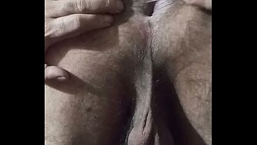 VELHO SAFADO MOSTRANDO CU