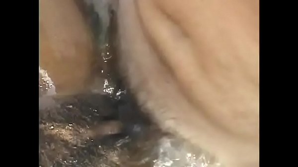 Download Video - Young chicks Chastity and Peaches want to share this horny dude together in the swimming pool