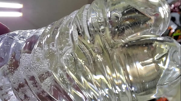 Download Video - pissing in a bottle