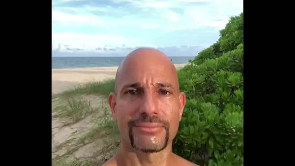 BEACH BODY