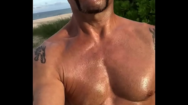 thumb beach body