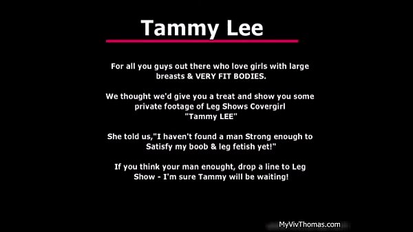 Super hot redhead babe getting